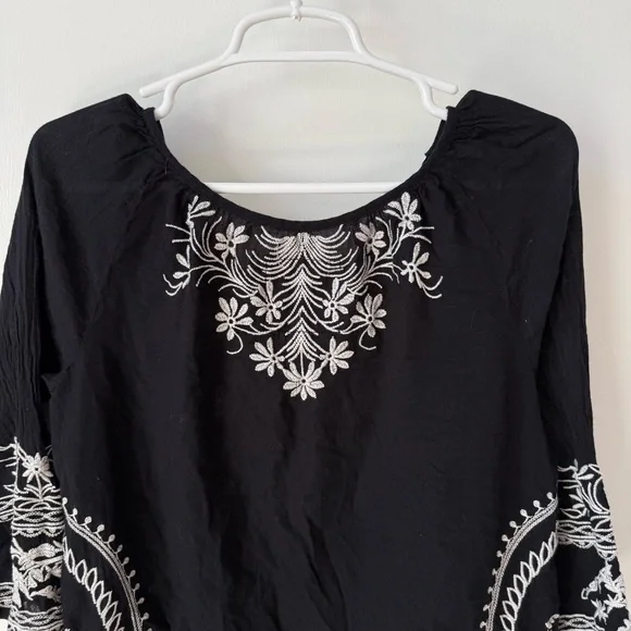 Johnny Was Black and White Embroidered Boho Tunic Blouse - Picture 11 of 14